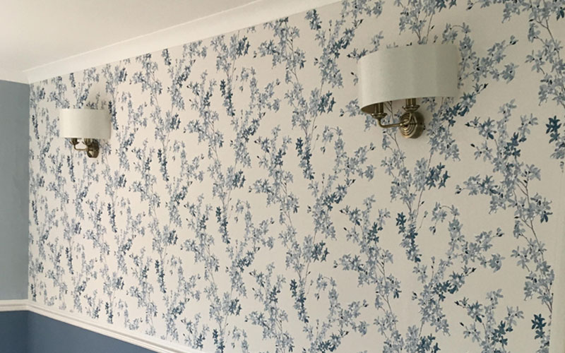 wallpapering